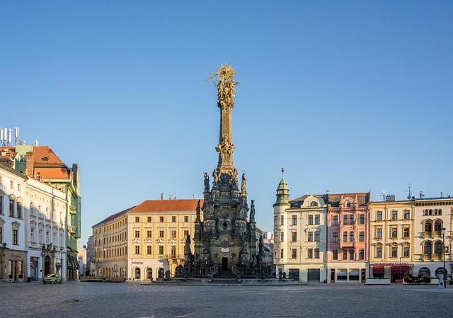 Co je Vysoká škola Olomouc a jaké programy nabízí?