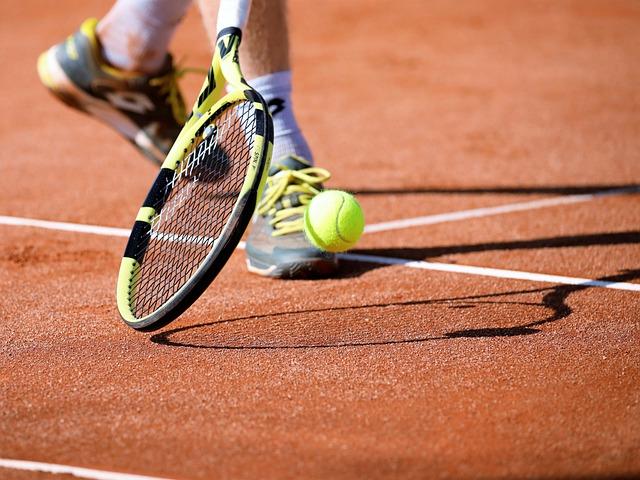 Tenis nebo tennis? Sportovní slova v češtině