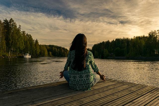 Výhody meditace ve spojení s jóga praxí